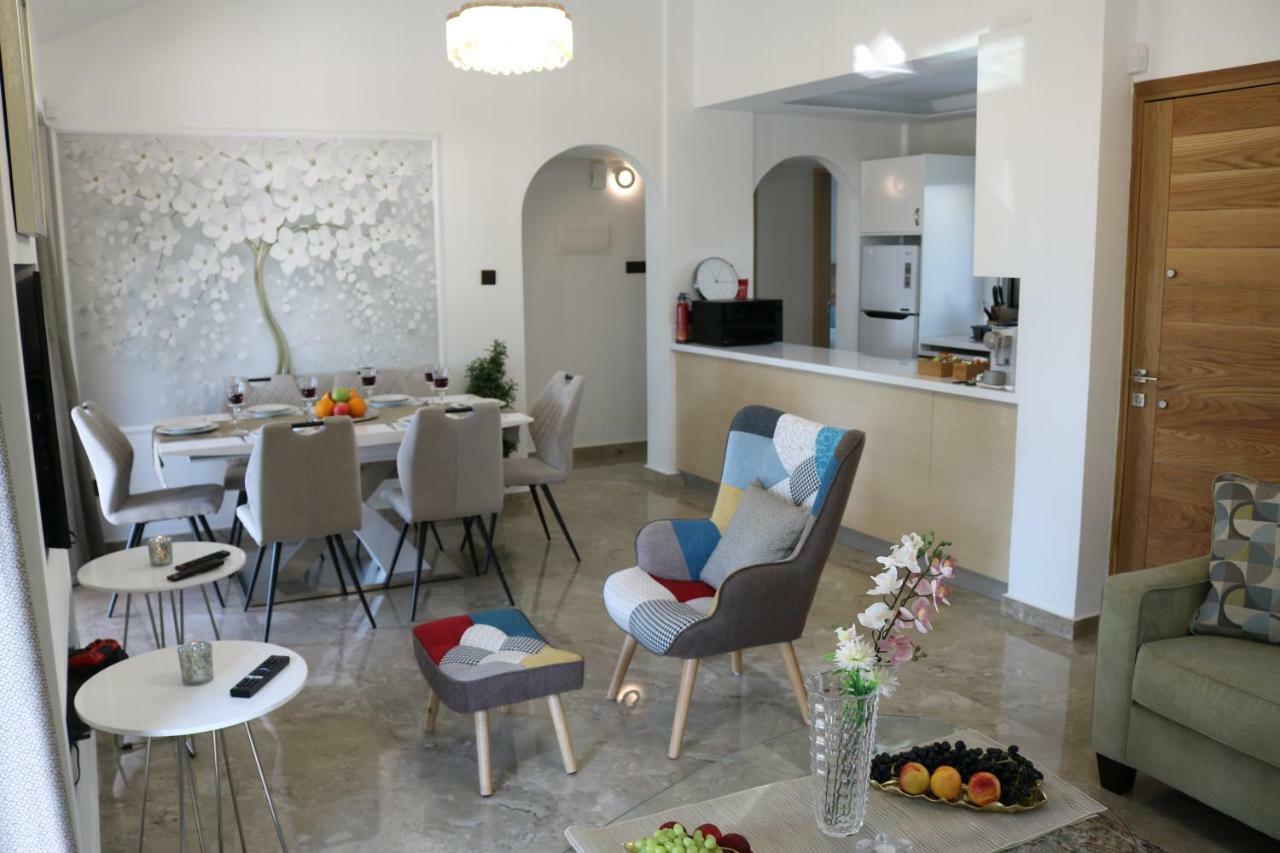Yulya Villa By Taimoura Paphos 外观 照片